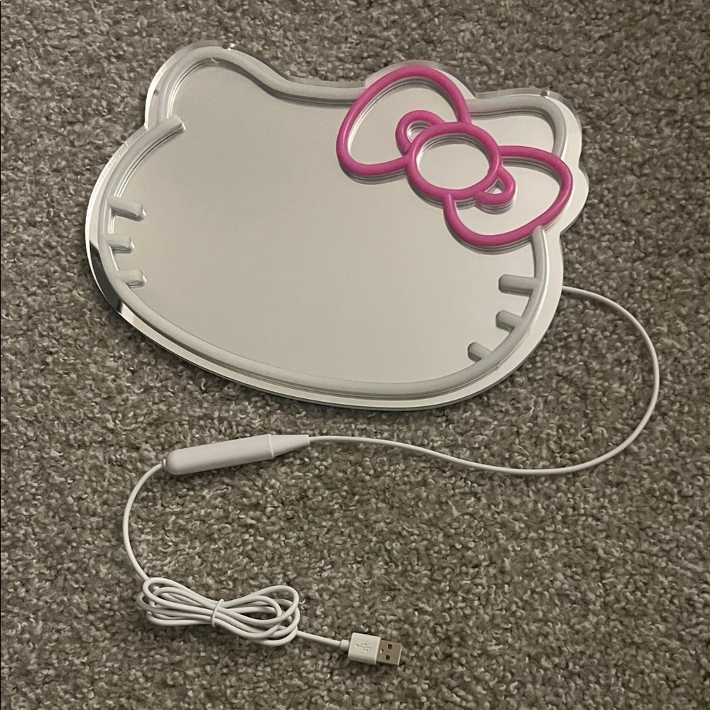 Hello Kitty Mirror with Pink Bow LED and USB Power